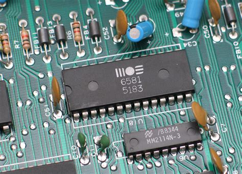 Replongez dans les délices musicaux du SID, le processeur sonore du C64 - Geekzone.fr