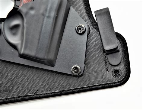 Alien Gear vs Crossbreed Holsters 的图像结果