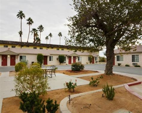 RODEWAY INN NEAR COACHELLA (Indio) - Motel Reviews, Photos, Rate ...