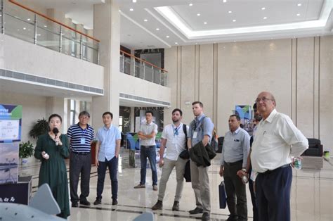 南京农业大学外籍专家学者到白马基地参观交流-实验室与基地处