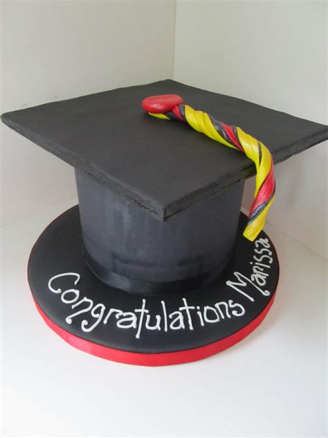 Image result for Graduation Cap Cake Decorations