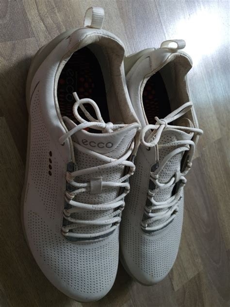 Yekkow Shoes 的图像结果