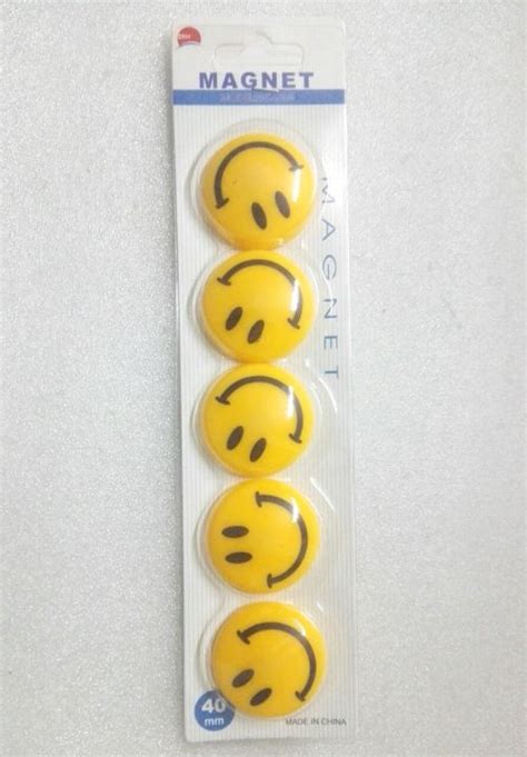 مغناطيس السعادة Happy Magnet