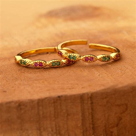 CZ Gems Adorned Brass Toe Rings – VOYLLA
