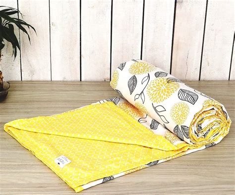 Cotton Double Dohar (ABSTRACT LEAVES Yellow White) – Trance Home Linen