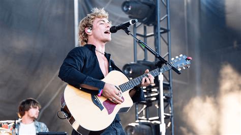 Sketch confirms gay porn OnlyFans past after leaked video