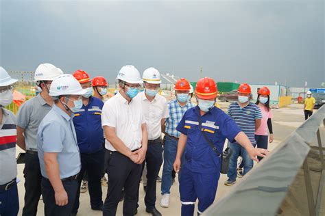 中国水利水电第十四工程局有限公司 水利水电 广州市水务局一行到白云机场项目部检查指导