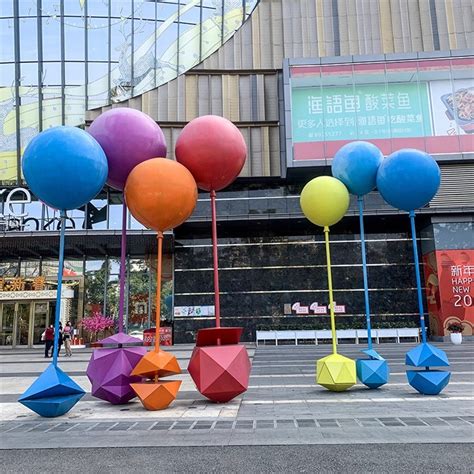 商场玻璃钢气球糖果雕塑定制厂家