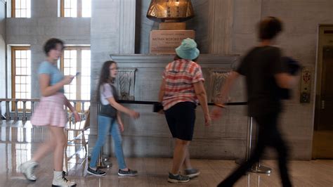 Bust of Klan Leader Removed From Tennessee State Capitol - The New York Times
