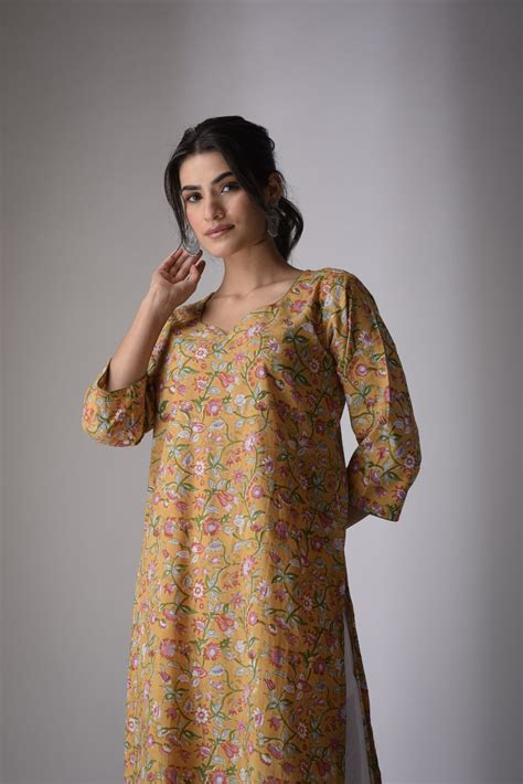 Mustard Straight Kurta – DIMPLE DESIGN STUDIO