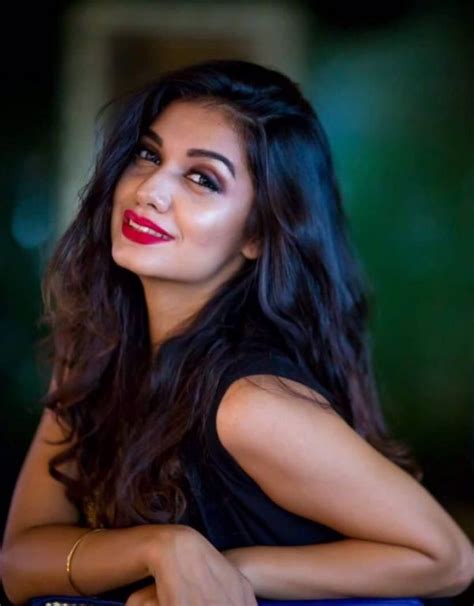 Divya Agrawal affairs, Today Updates, Family Details, Biodata, Newlook ...