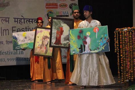 Sufi painter Farkhanda Khan Fida says Indian Muslims are the happiest