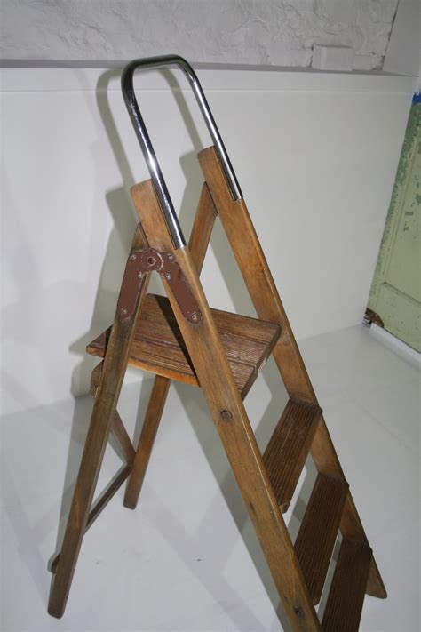 Wooden Step Ladder | Greencore Design