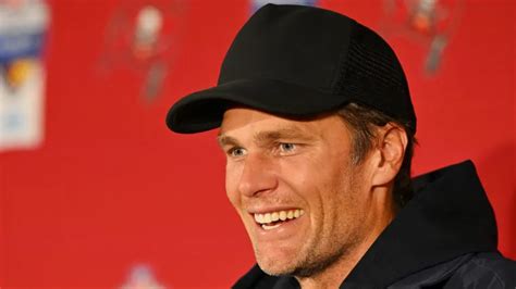 Tom Brady to the Jets? Why NFL unretirement memes are unlikely to come ...