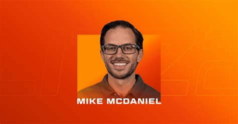 Blitz '23: Live Audience Q&A - Mike McDaniel, Miami Dolphins • Hudl Blog