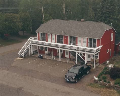 The Isle Royale House — The Bella Vista Motel