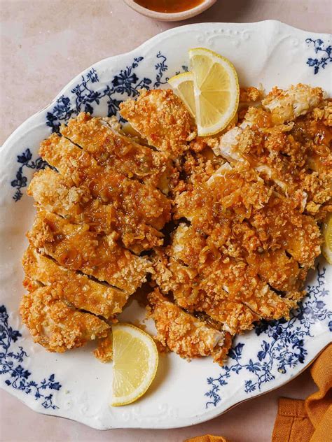 Crispy Chinese Lemon Chicken (extra lemony sauce) | I Heart Umami®