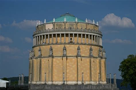 Sanierung der Befreiungshalle in Kelheim wird 1,8 Millionen teurer ...