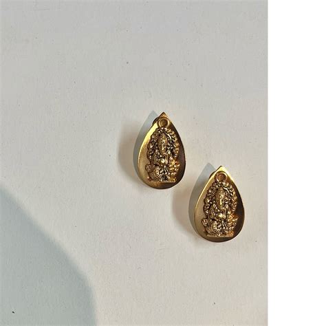 Gold Ganesha Stud Earrings – Suhani Pittie
