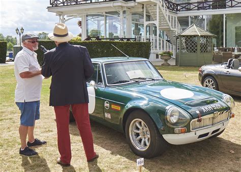 Classic Car Display Pictures