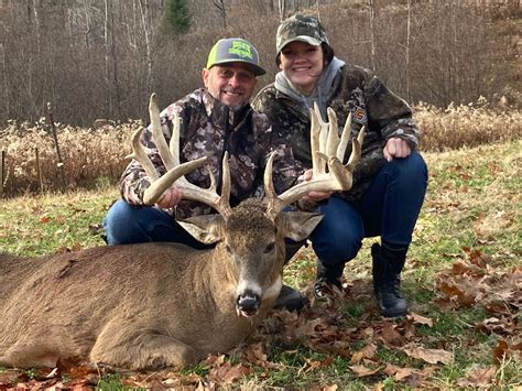Paradise Trophy Ranch Whitetail Hunt up to 175 Inches