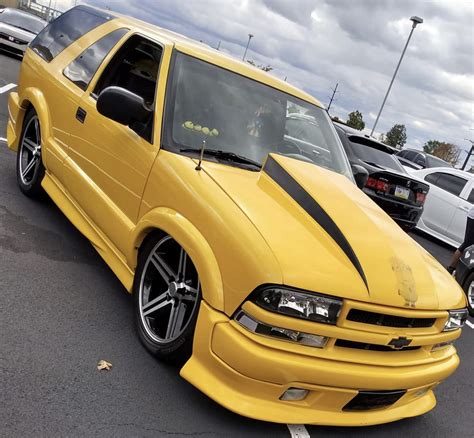Chevy Blazer Xtreme in Yellow