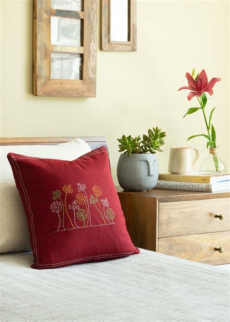 Get Maroon Floral Cotton Hand Kantha Cushion Cover at ₹ 575 | LBB Shop