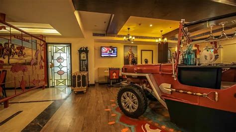 Laat Saab,Restaurant Interior Design,Restaurant Space Design