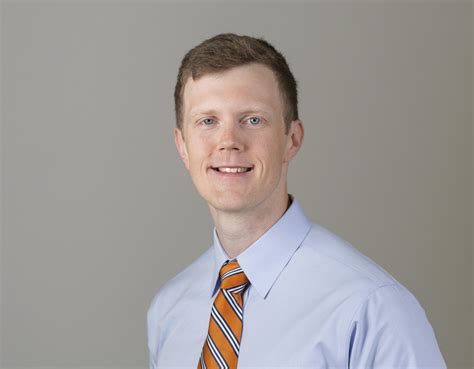 Sean J. Callahan, MD - Division of Pulmonary Diseases and Critical Care Medicine