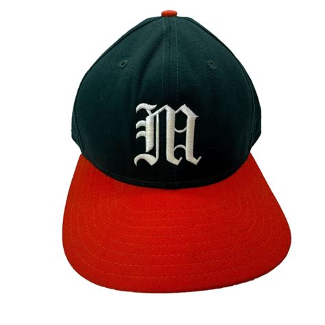 Vintage New Era University Of Miami Hurricanes Old English "M" Snapback ...