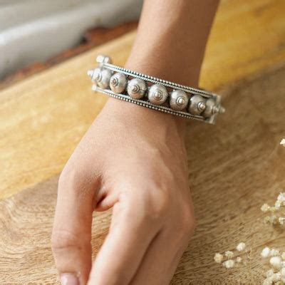 BRACELETS & BANGLES – Teejh