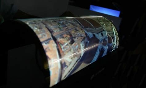 Un gruppo di ricercatori crea un display OLED che si indossa come un ...