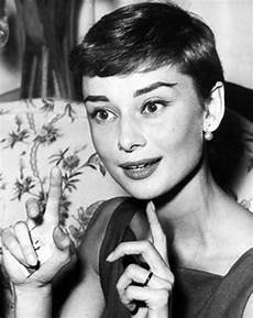 Hepburn Hair Cut by 10 Hepburn Pixie Cuts Hairstyles 2017 Hepburn Hair Cut