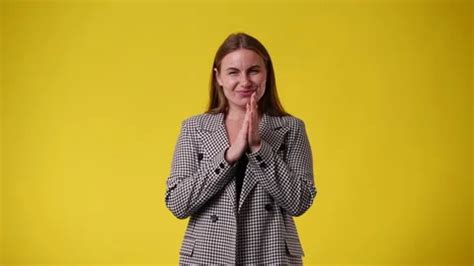 Image result for Viral Video of Clapping Cheeks