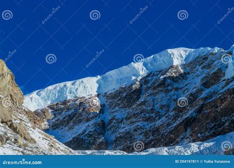 Nepal Mountains, Kanchenjunga Eight-thousander Mountain Peak Area in ...