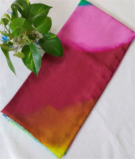 The HeART Project- Rainbow Hues – Six Yards Plus