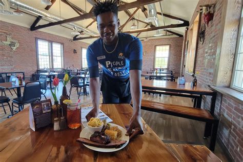 Rescue Mission opens new restaurant - El Paso Matters