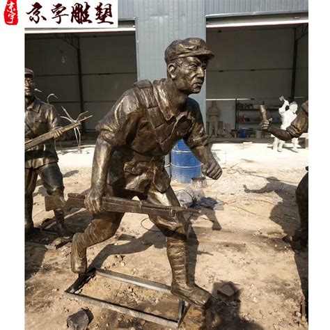八路军玻璃钢雕塑-红色经典人物雕塑-抗战人物雕塑图片-人物雕塑-曲阳县建宾雕刻厂
