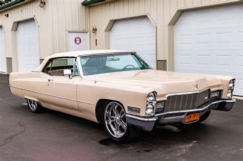 500-Powered 1968 Cadillac DeVille Convertible for sale on BaT Auctions - sold for $33,000 on ...