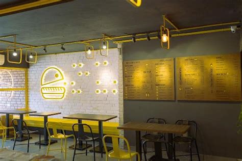 BurgerMan Thoraipakkam, Chennai - Restaurant reviews