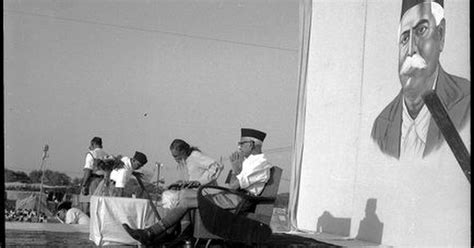 How an inability to stomach Gandhi's overtures to Muslims led Hedgewar ...