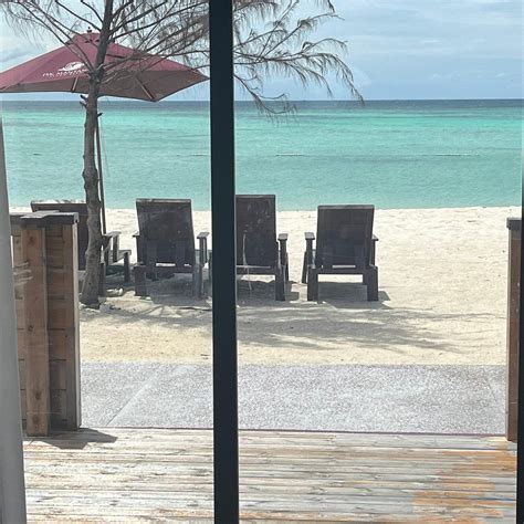 JSK MANTANANI ISLAND RESORTS (Pulau Mantanani Besar, Sabah) - Resort ...