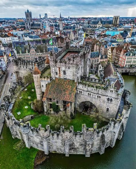 Gravensteen Castle, Ghent, Belgium : r/castles