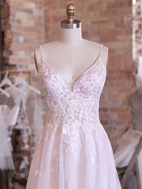 Jill Rebecca Ingram Unique Lace Wedding Dress