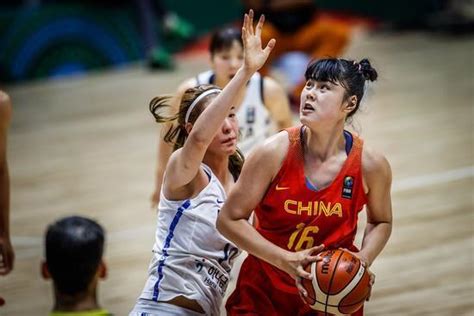 李月汝16+11力压韩国队，女篮拿亚洲杯季军创历史第二差战绩