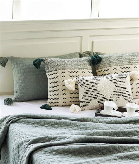 100% Cotton Knitted King Size Double Bed Bedcover with 2 Pillow Cover ...