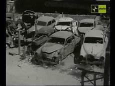 sfascia carrozze traffico e incidenti negli anni 60 sfascia carrozze traffico e incidenti negli anni 60