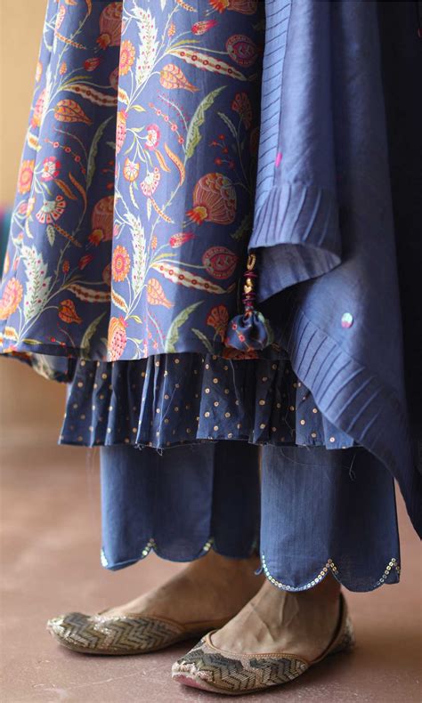 Nadira Set- Gajri chanderi double layered loose kalidar kurta with pan ...