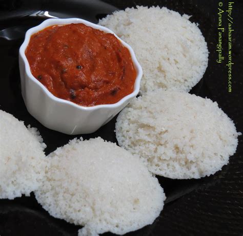 Idli with Idli Rava (With Tips to Make Perfect Idli Batter)