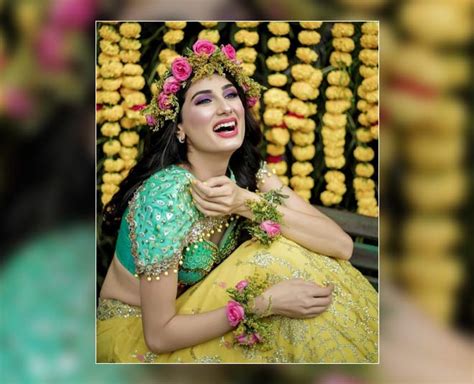Bridal Fashion: Gorgeous Floral Tiara Designs For Haldi & Mehndi Ceremonies